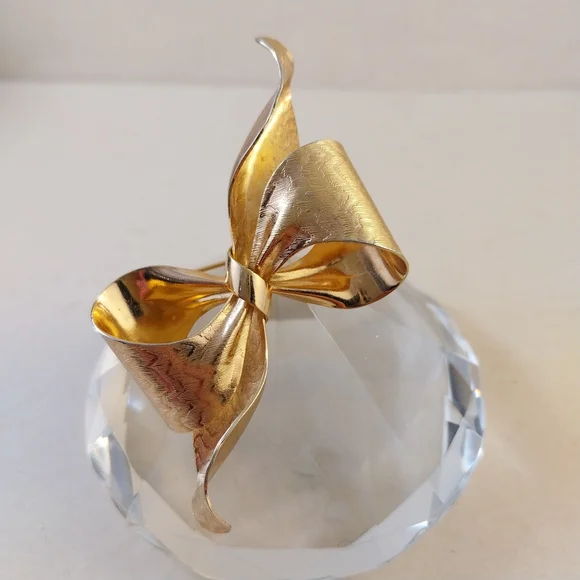 Vintage Gold Planted  Bow Brooch - Picture 12 of 15